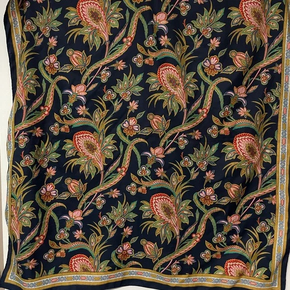 Vintage square scarf - Picture 1 of 5